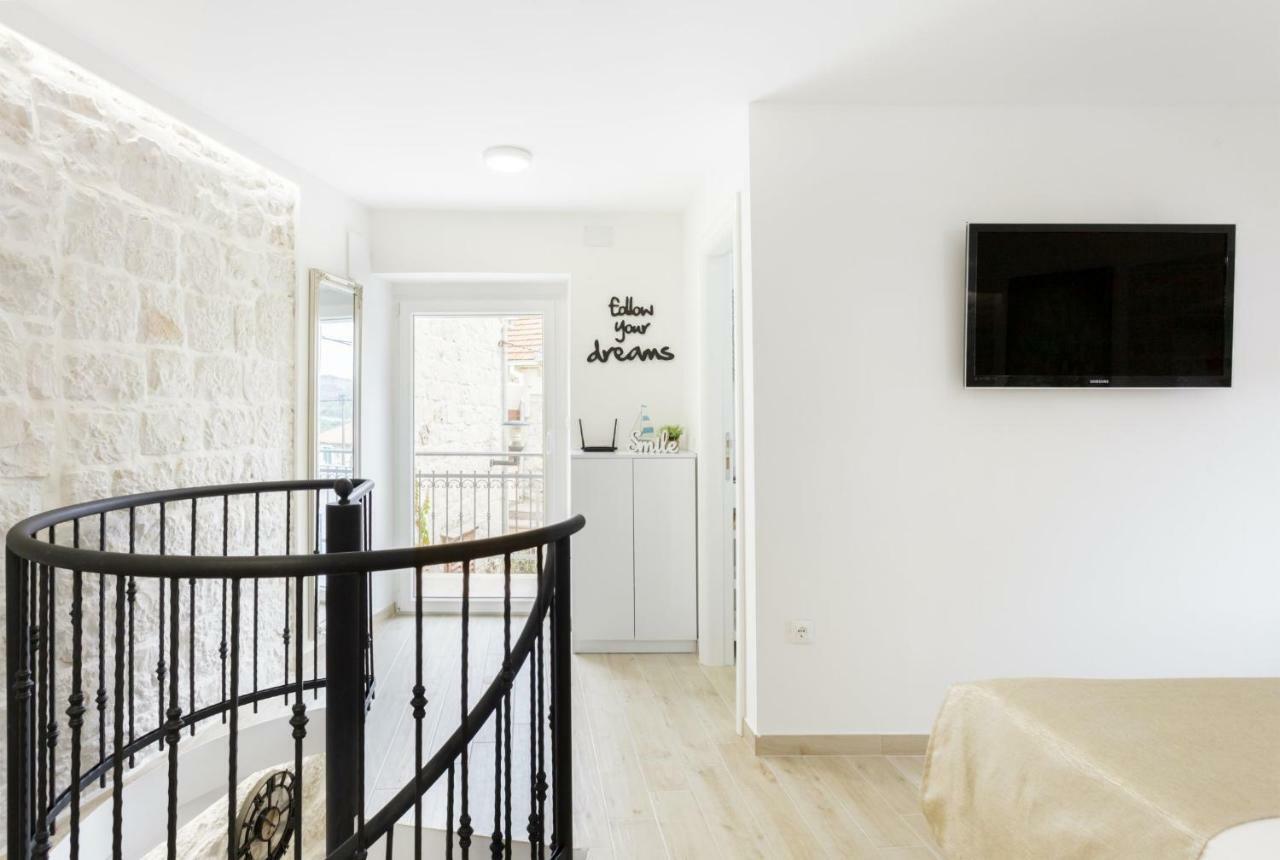 Ferienwohnung House Rokastone Split Exterior foto